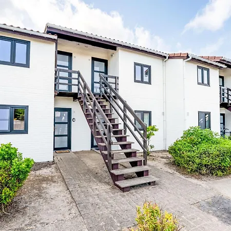 Apartamento Zeewind Ii A11 With Parking By Interhome